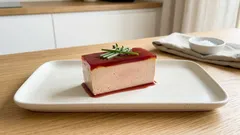 Geflügelleberterrine mit Portweingelee: so gelingt sie besonders zart im Wasserbad