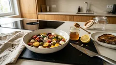 Schnelle Antipasti mit Cherrytomaten, Oliven und Mini-Mozzarella in nur 10 Minuten