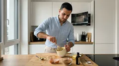 Bananen-Mug-Cake aus der Mikrowelle: in 3–4 Minuten zum warmen Tassenkuchen